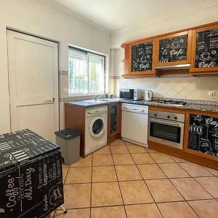 Moradia T3 Aguia Marina, Com Piscina E Bbq Villa Albufeira Dış mekan fotoğraf